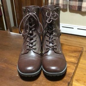 Brown combat boots by Guess